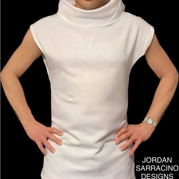 White Knit Sweater Vest - Picture 2 of 2